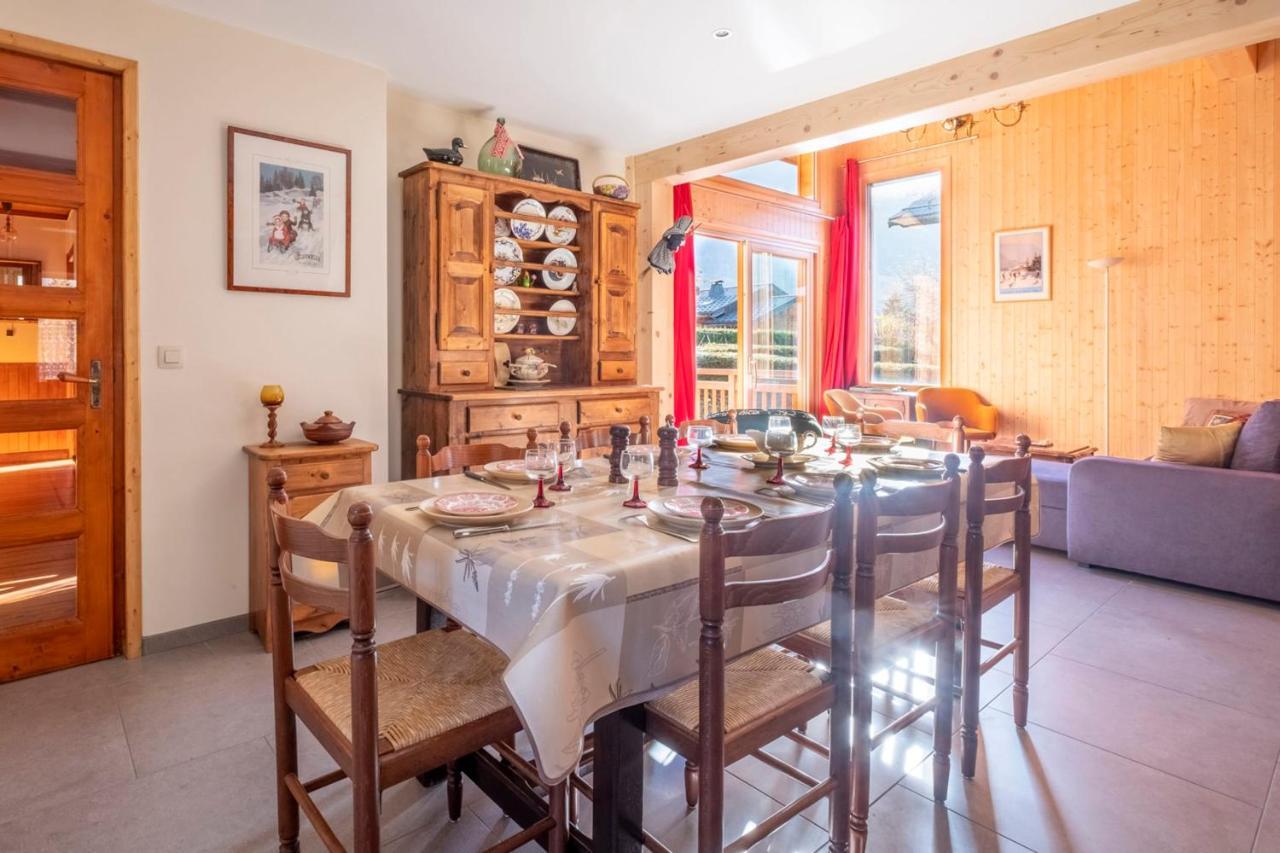 Family Cottage With Balcony In Chamonix Exterior photo